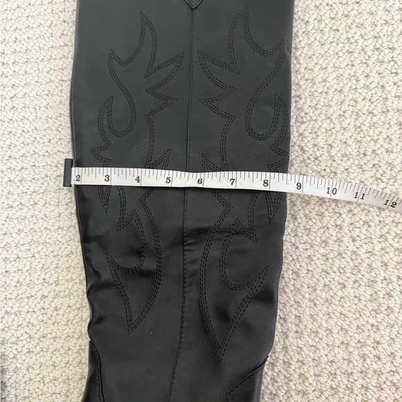 Black Western-Style Women's Boots - Picture 5 of 5